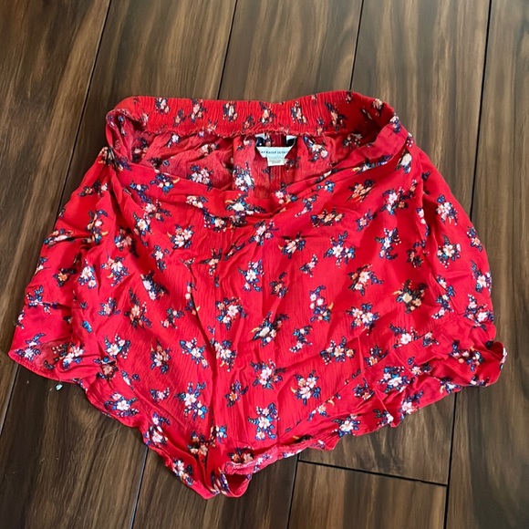 Flowy shorts - Picture 1 of 2